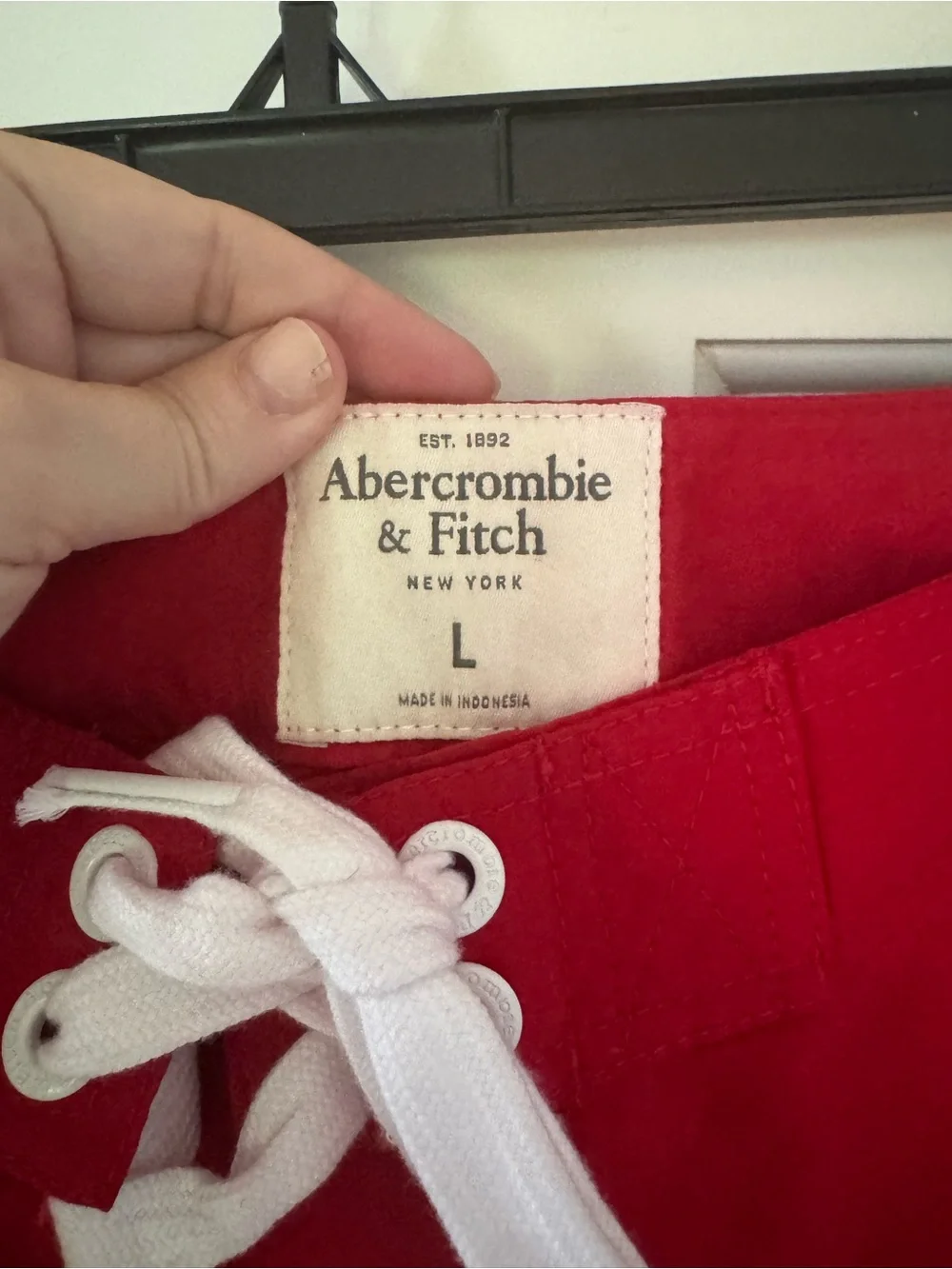 Abercrombie & Fitch men red